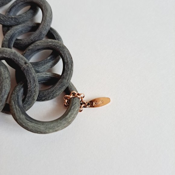 AMLE Italian Long Horn Chain Necklace - Picture 10 of 13